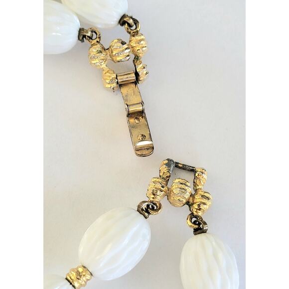 Crown Trifari Necklace Vintage Double Strand White Gold Signed - Picture 5 of 7